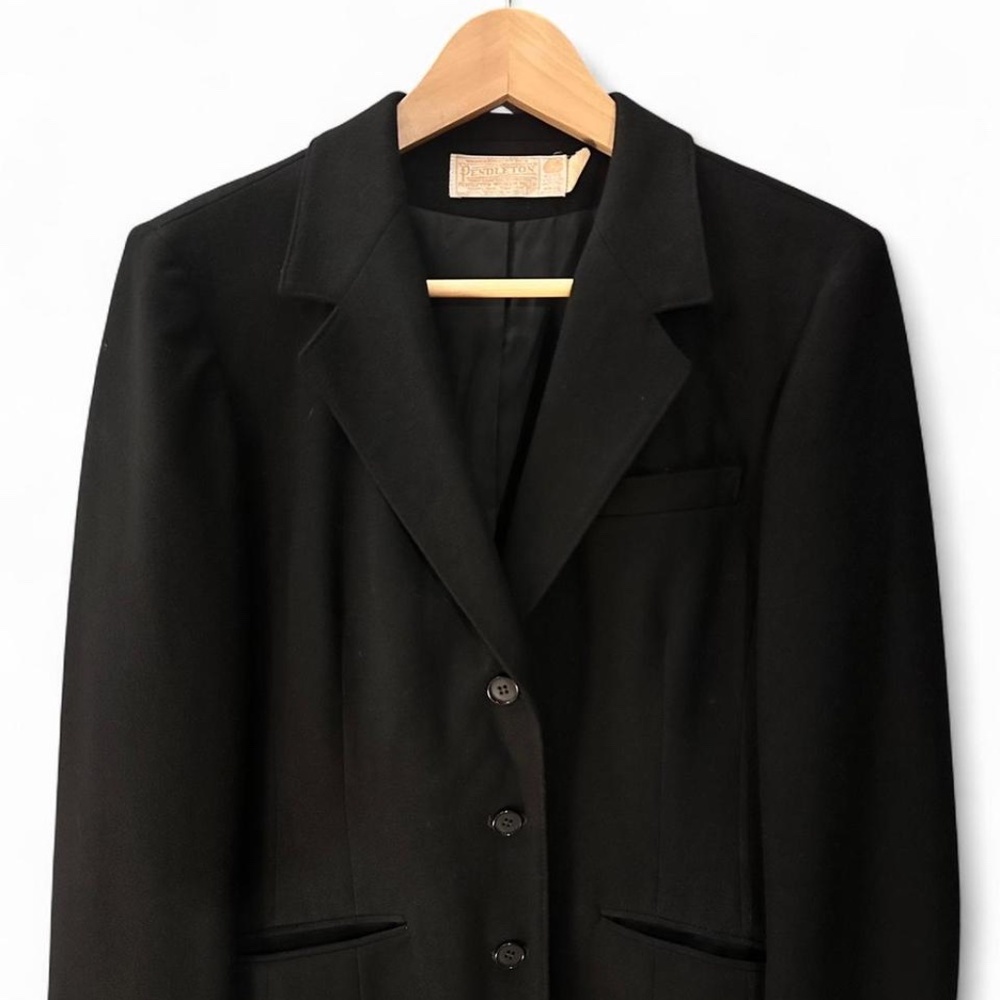 VINTAGE Pendleton 100% Pure Virgin Wool Black Two Button Blazer Size 8/10